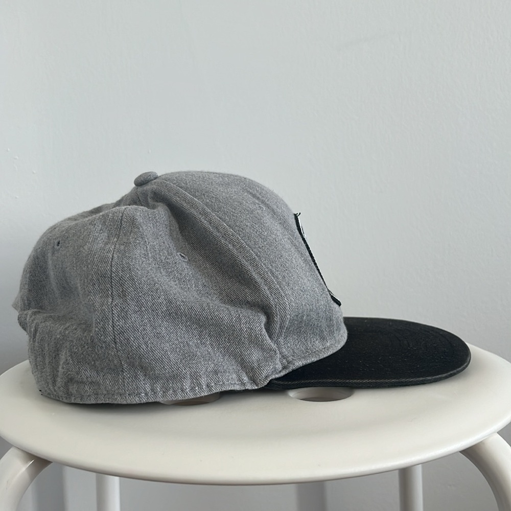 Vans Snapback Cap - Picture 5 of 7